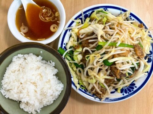 やまだ（御茶ノ水）のレバニラ炒め定食